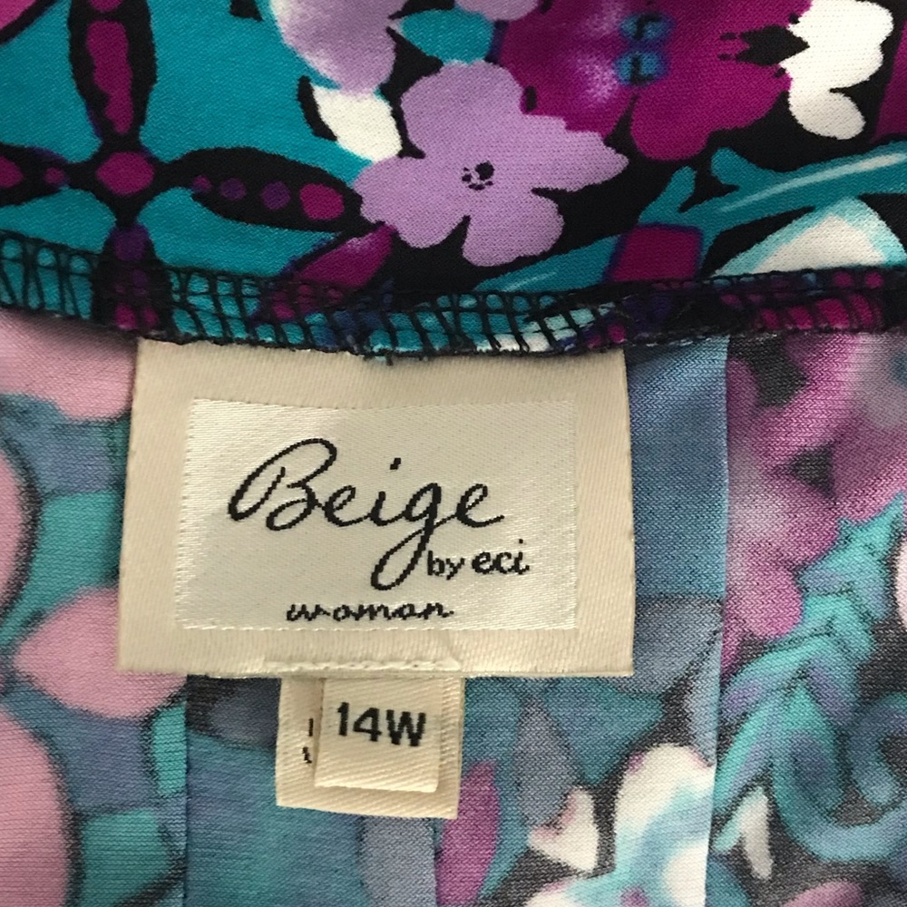 Dress - Picture 3 of 3
